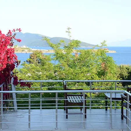 Rexene Resort